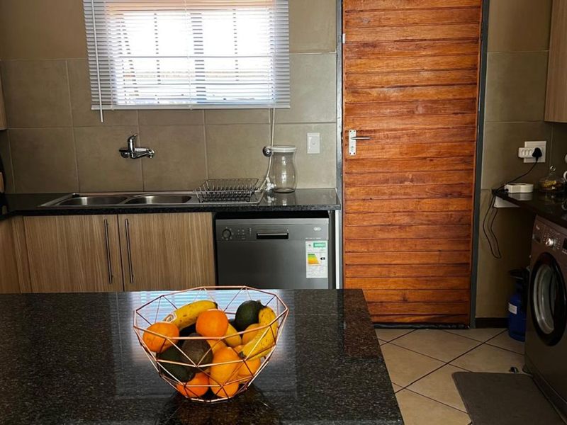 House For Sale in Noordwyk - Photo 2