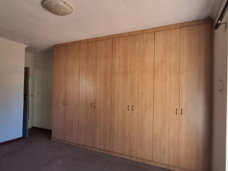 Townhouse For Sale in Cullinan Central - Photo 10