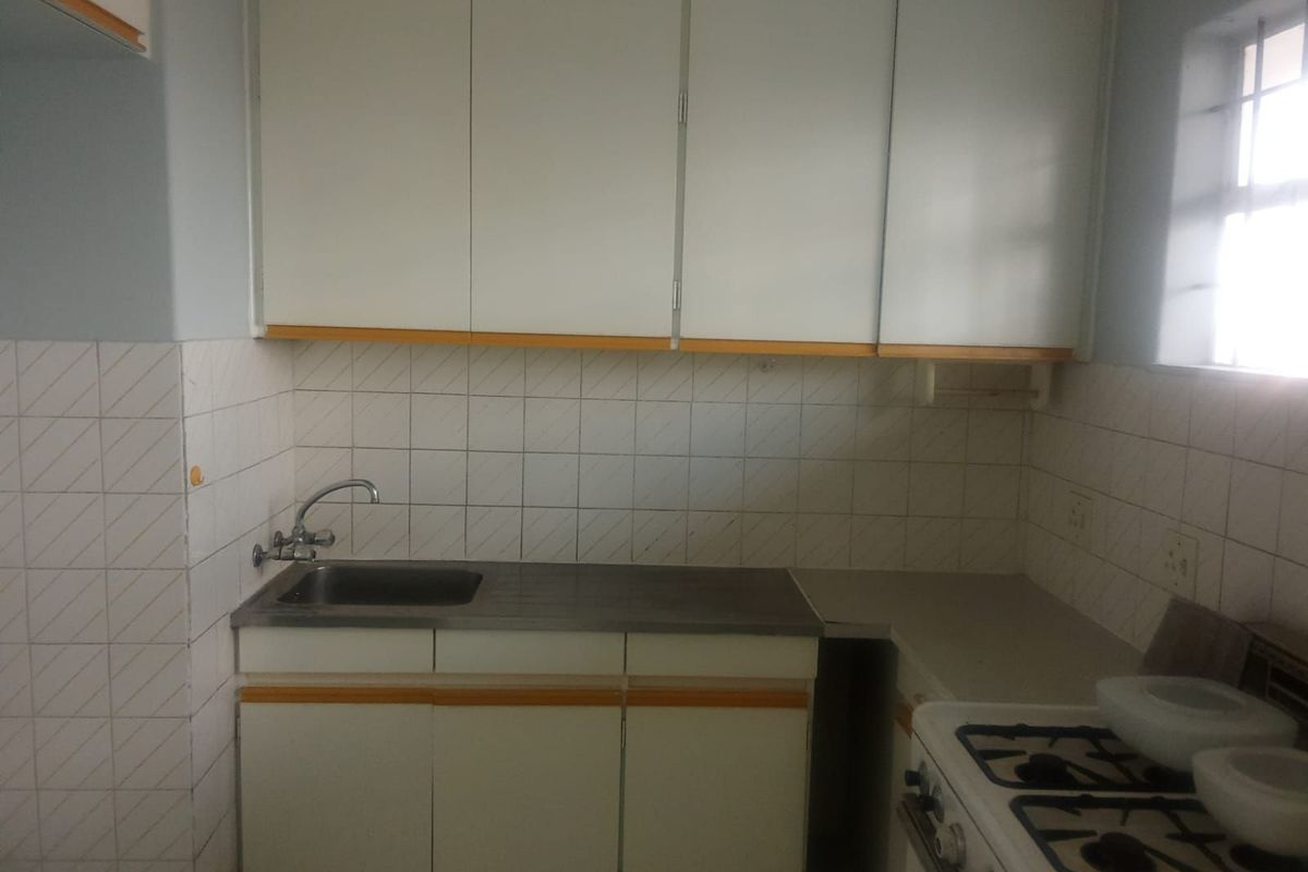 House To Rent in Braamfontein - Photo 2
