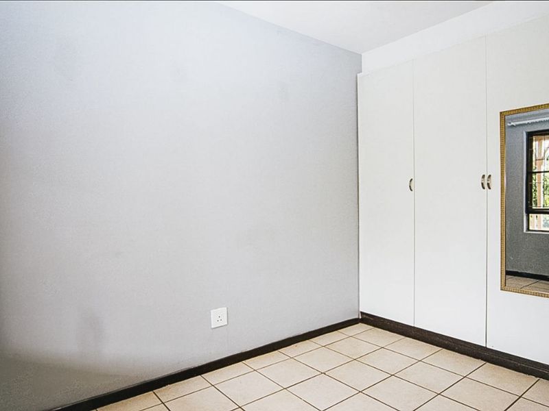 Apartment For Sale in Wakenshaw Estate - Photo 9