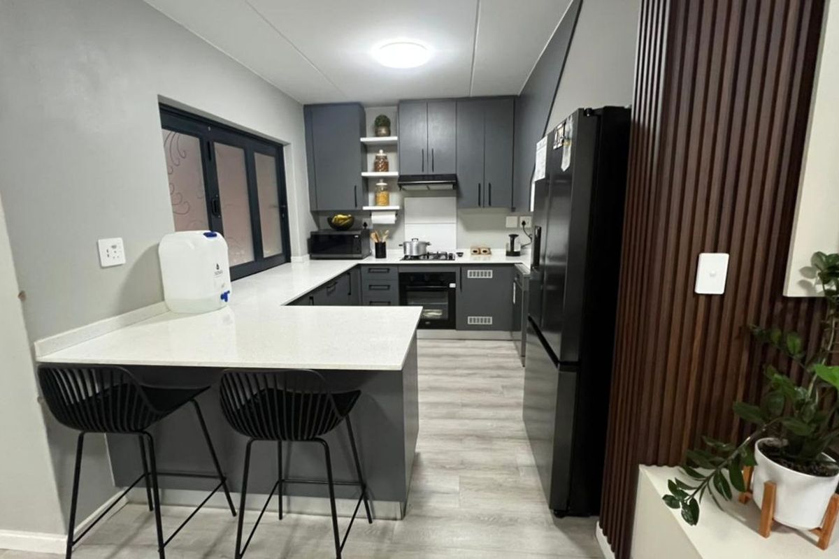 Townhouse For Sale in Terenure - Photo 3
