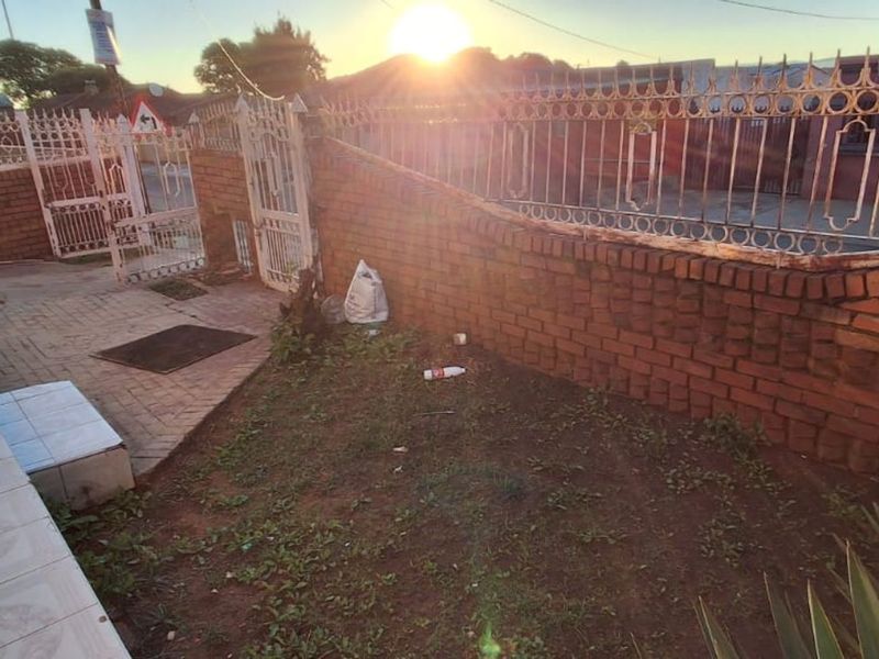 House For Sale in Atteridgeville - Photo 10