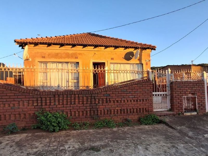 House For Sale in Atteridgeville - Photo 9