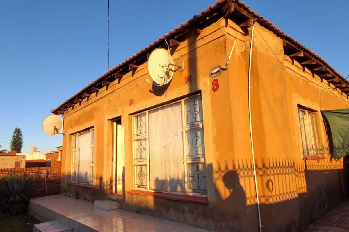 House For Sale in Atteridgeville - Photo 5