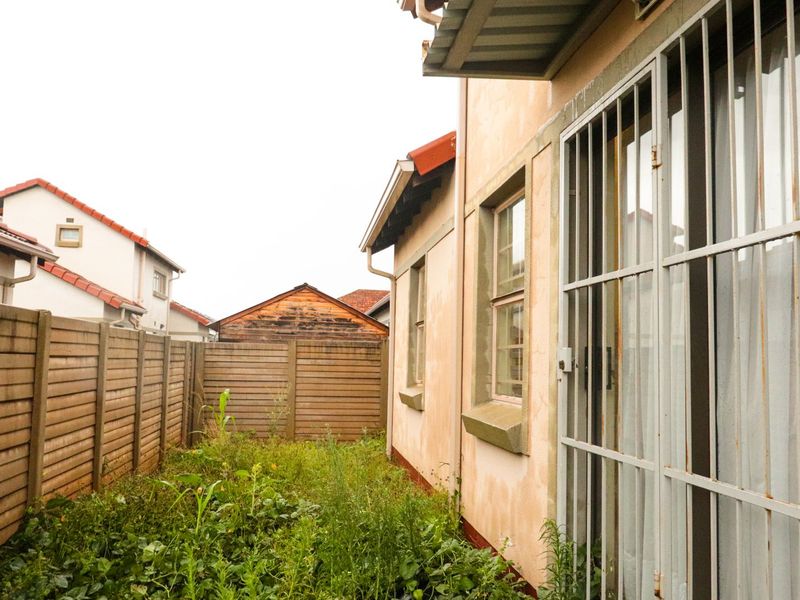 Townhouse For Sale in Andeon - Photo 2