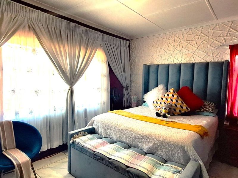 House For Sale in Cullinan Central - Photo 7