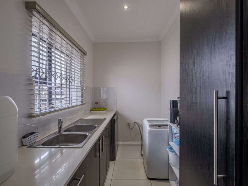 Townhouse For Sale in Kamma Ridge - Photo 9