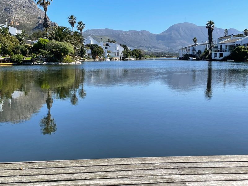 House For Sale in Marina Da Gama - Photo 2