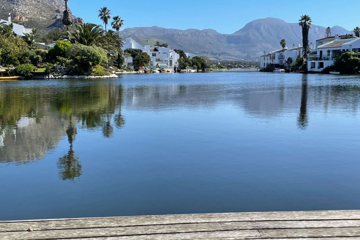 House For Sale in Marina Da Gama - Photo 2