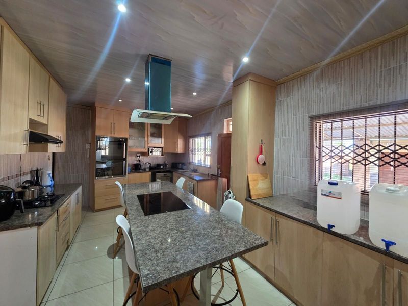 House For Sale in Verwoerdpark - Photo 8
