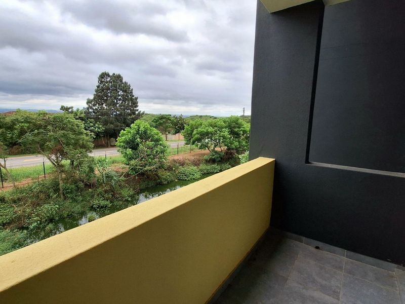 Apartment To Rent in Sheffield Beach - Photo 2