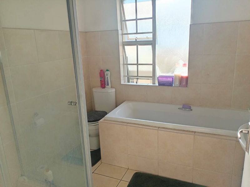 Apartment For Sale in Ferndale - Photo 7