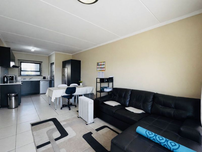 Apartment For Sale in Fourways - Photo 6