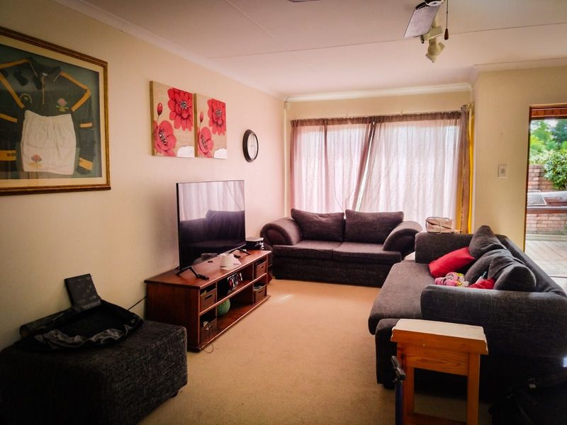 House To Rent in George South - Photo 3