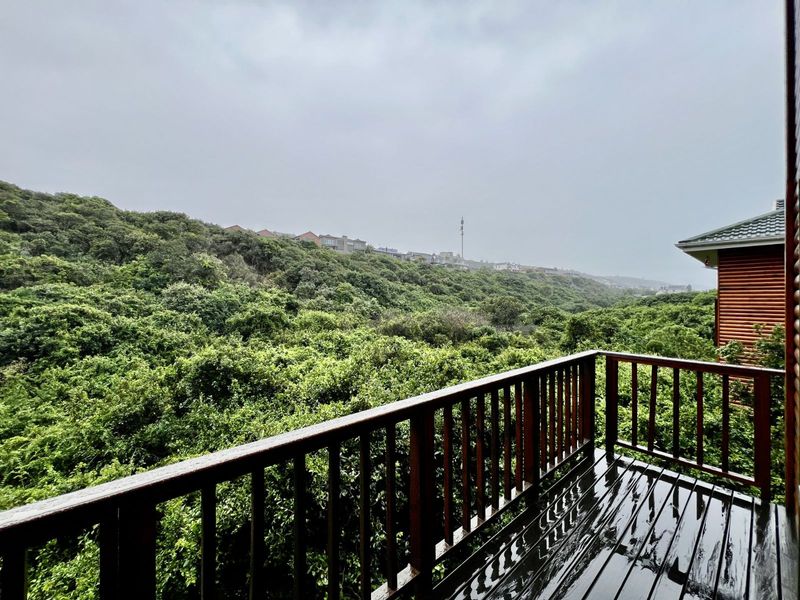 House For Sale in Nature On Sea - Photo 9