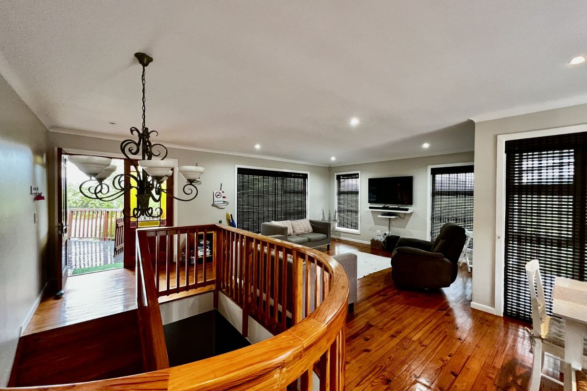 House For Sale in Nature On Sea - Photo 5