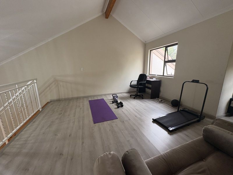 Townhouse To Rent in Kengies - Photo 7