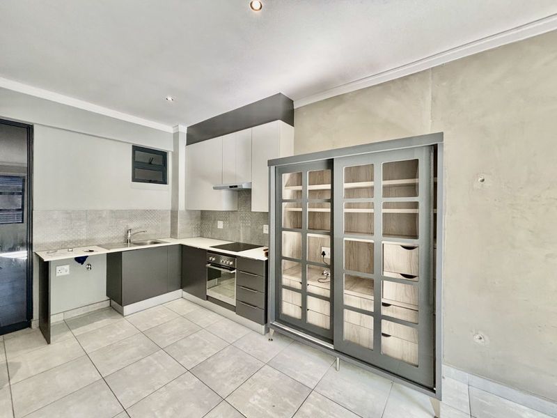 House For Sale in Brooklyn - Photo 5