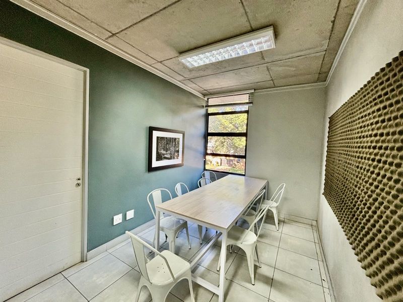 House For Sale in Brooklyn - Photo 9