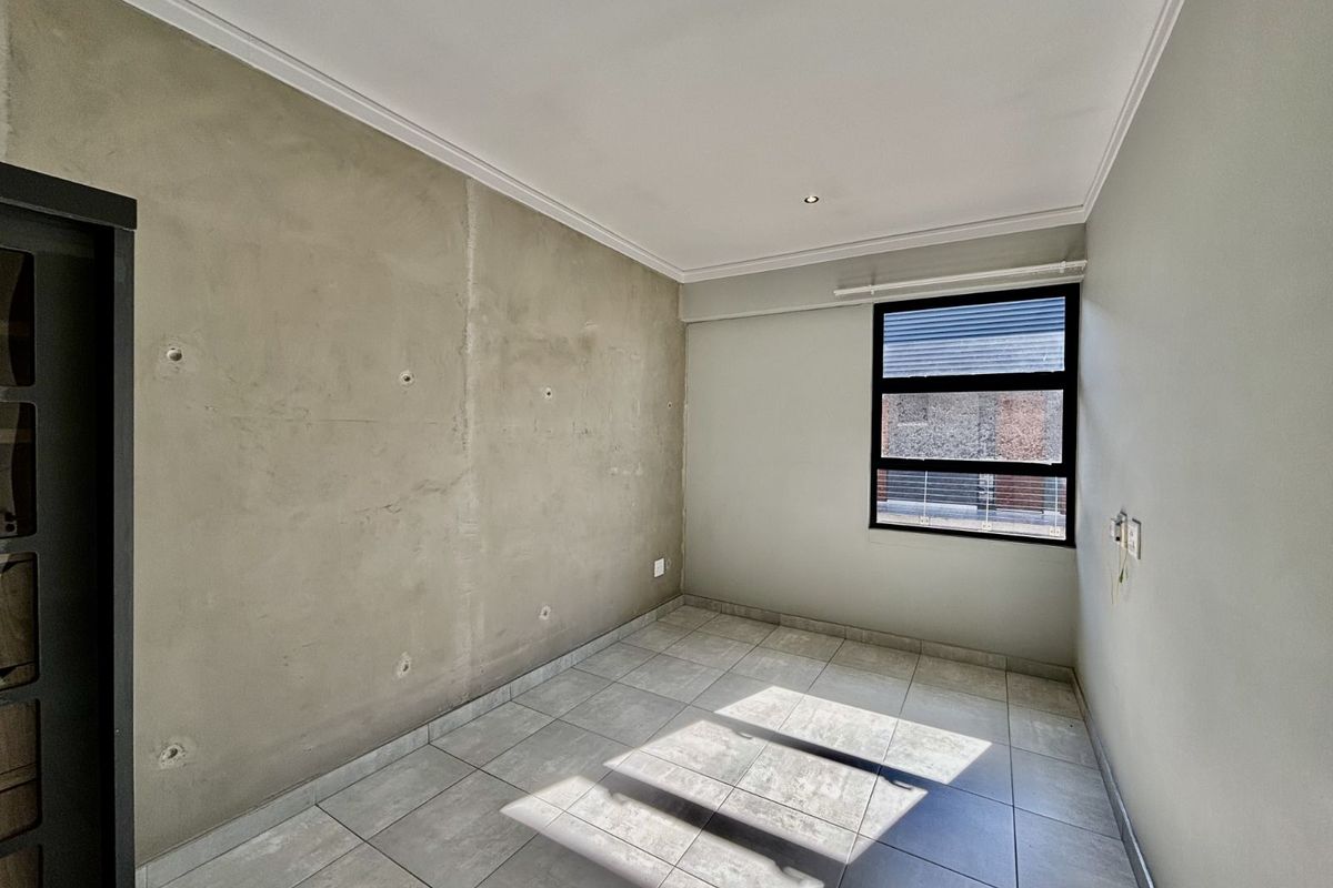 House For Sale in Brooklyn - Photo 4