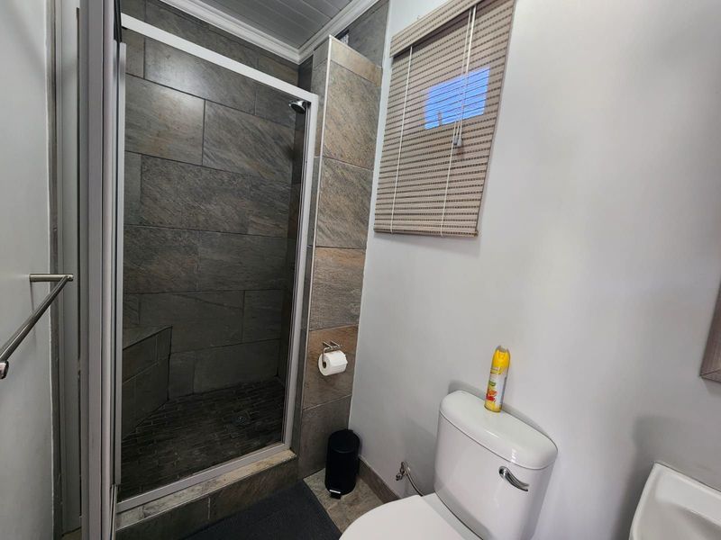 Guest House For Sale in Labram - Photo 3