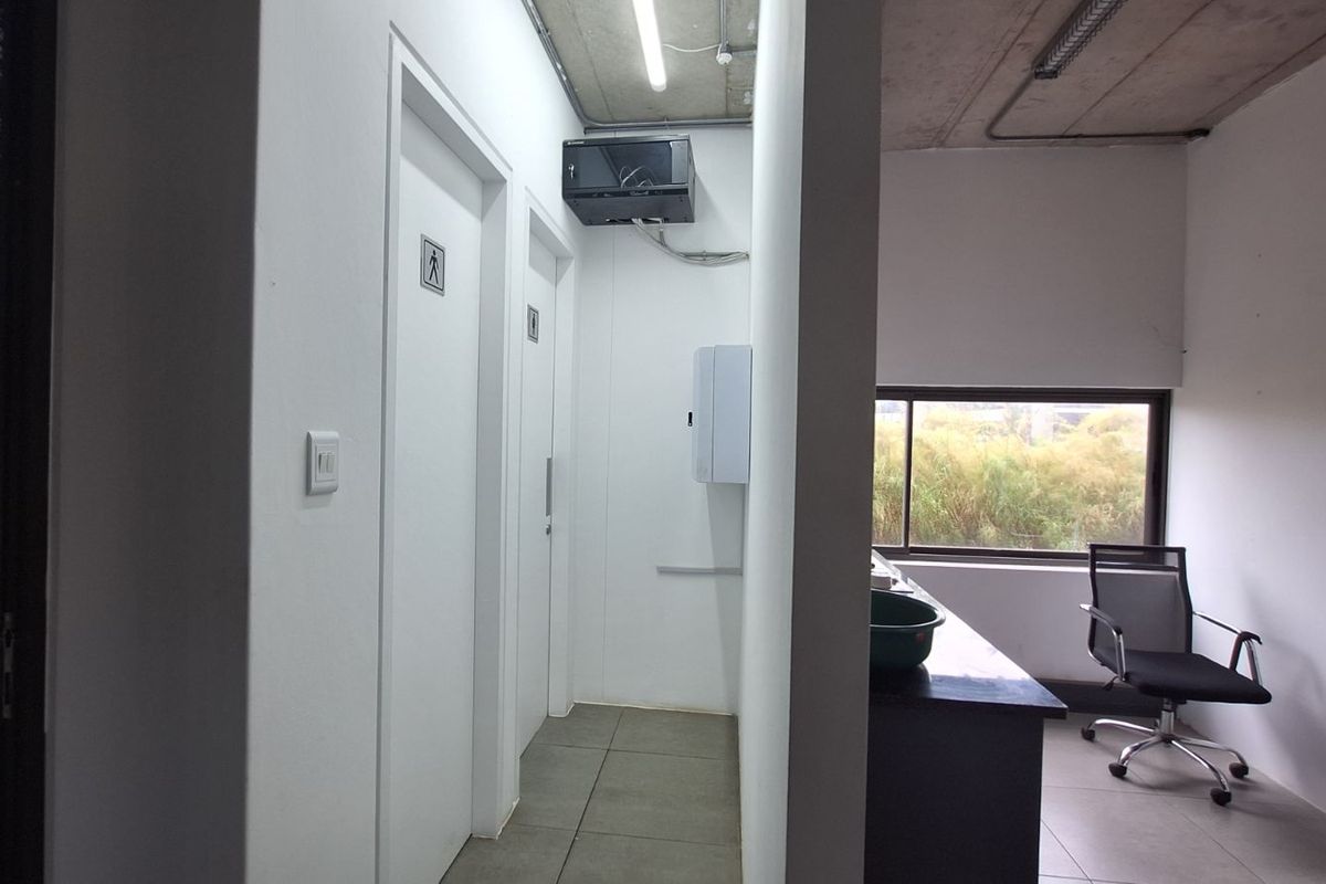 Office To Rent in Sheffield Beach - Photo 4