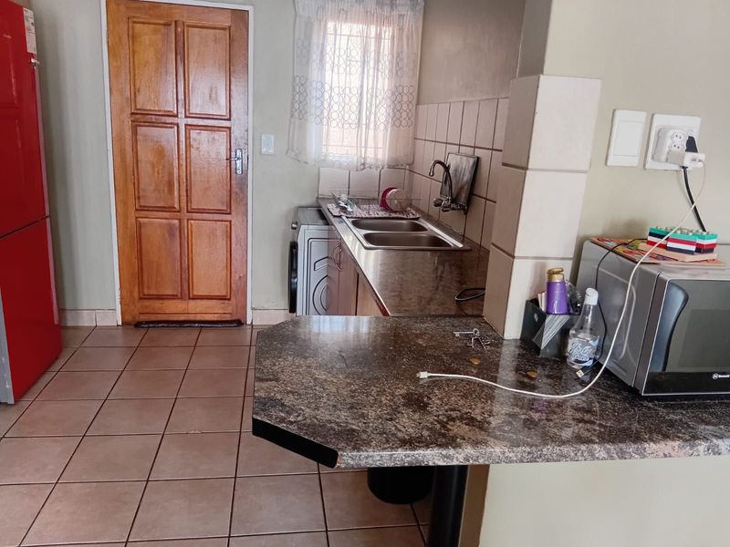 Apartment For Sale in The Orchards - Photo 5
