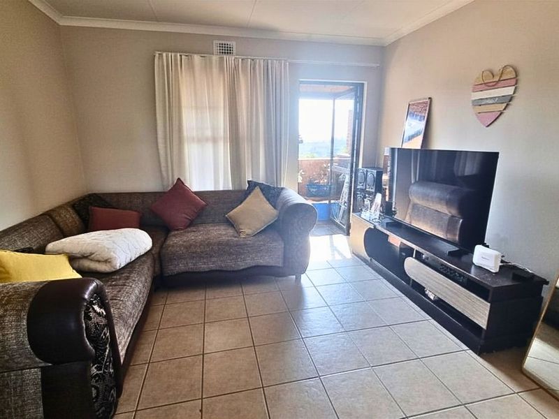 Apartment For Sale in Erand Gardens - Photo 2