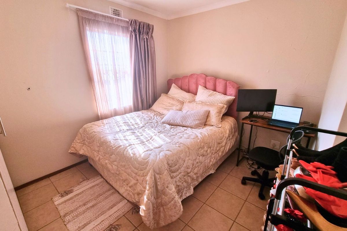 Apartment For Sale in Erand Gardens - Photo 4