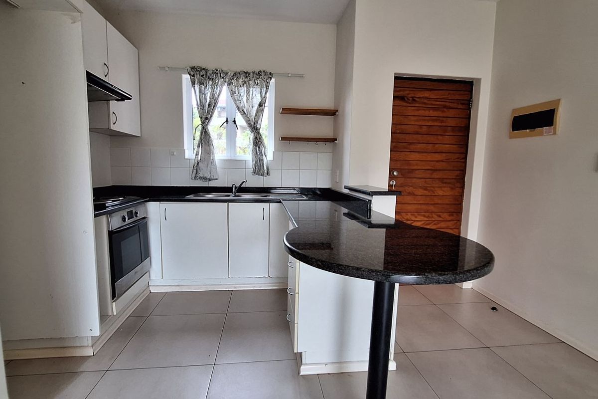 Apartment For Sale in Sheffield Beach - Photo 5