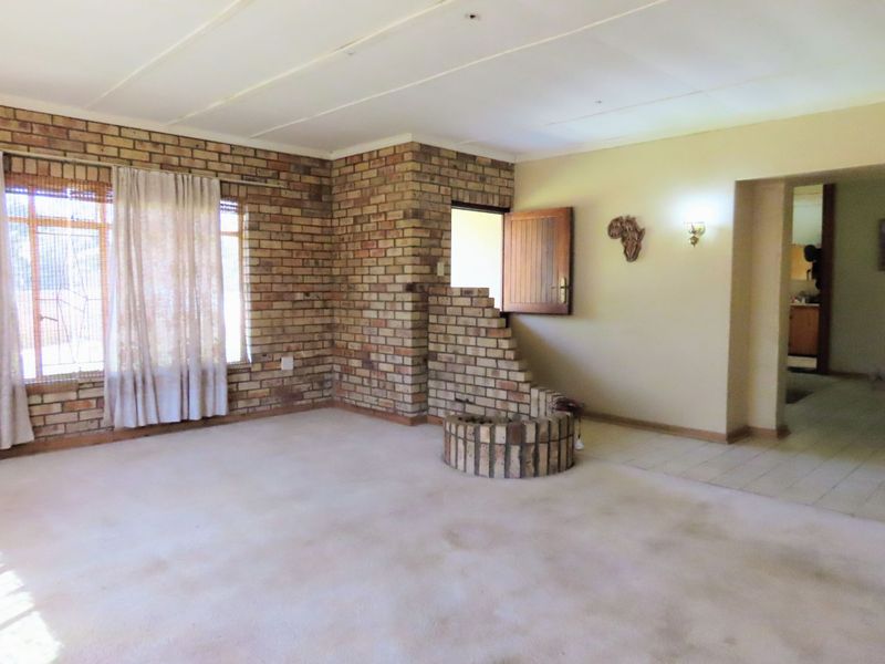 House For Sale in Stilfontein Ext 4 - Photo 5