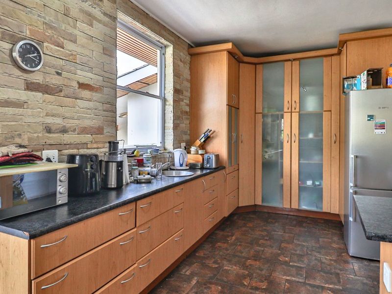 House For Sale in Montagu Central - Photo 9