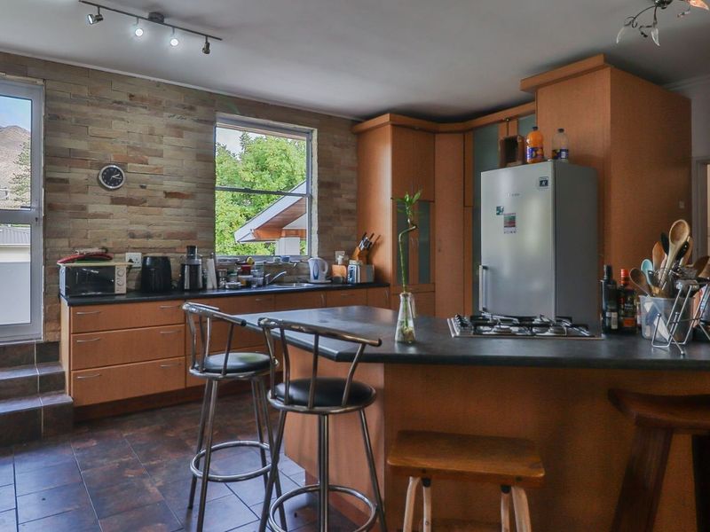 House For Sale in Montagu Central - Photo 7