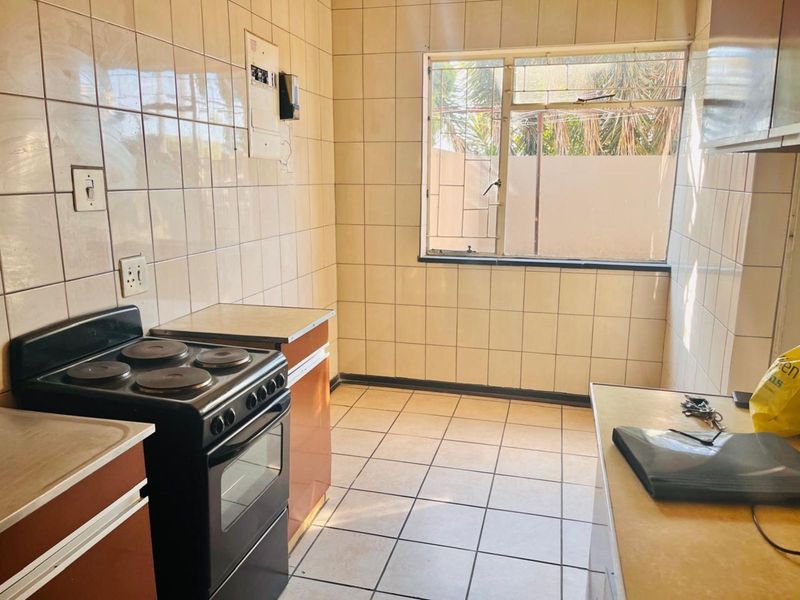Apartment For Sale in Evander - Photo 6