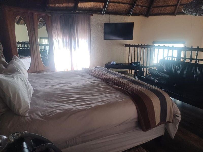 House For Sale in Olivedale - Photo 8