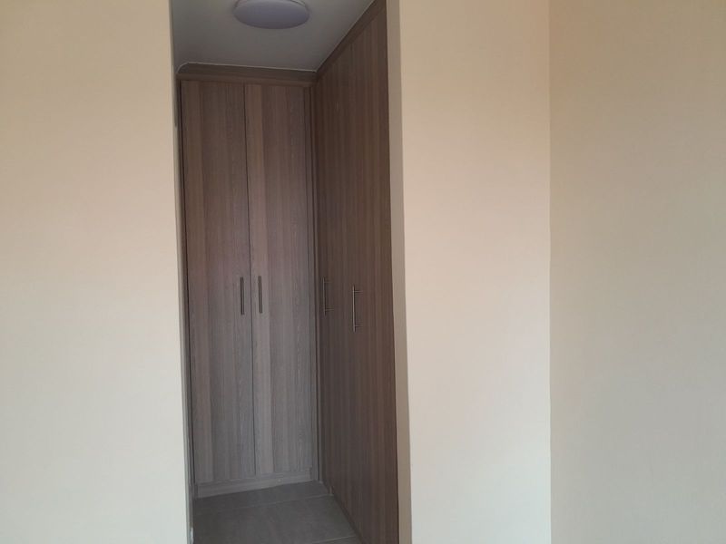 Townhouse For Sale in Amandasig - Photo 3