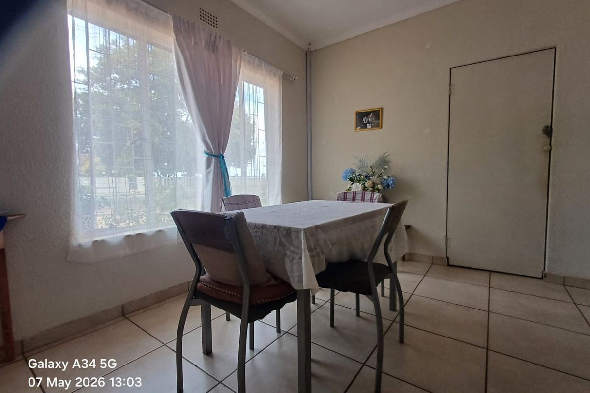 House For Sale in Stilfontein Ext 4 - Photo 2