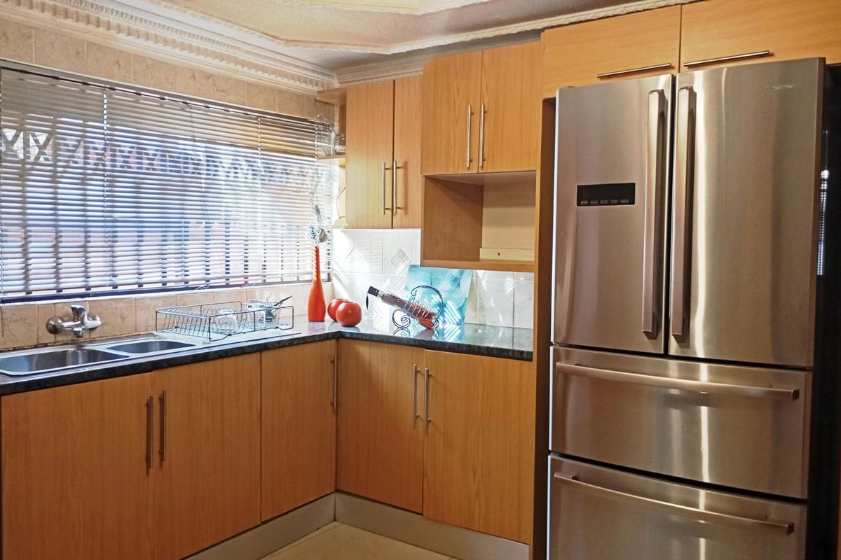 House For Sale in Soshanguve LL - Photo 5