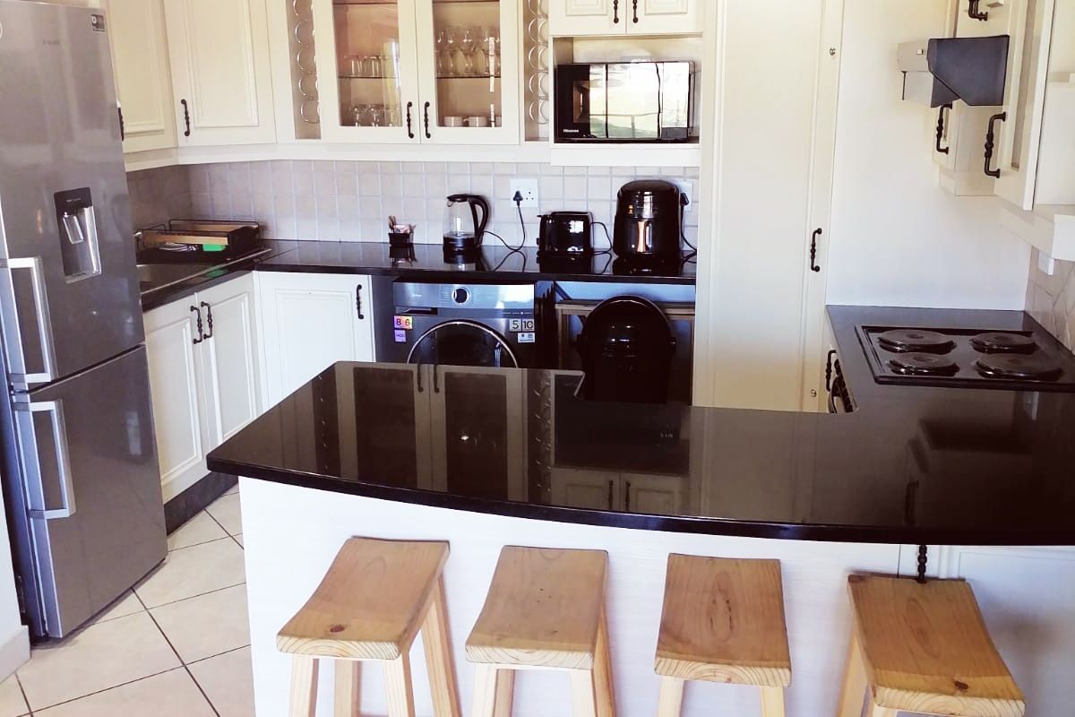 Apartment For Sale in Ferreira Town - Photo 3