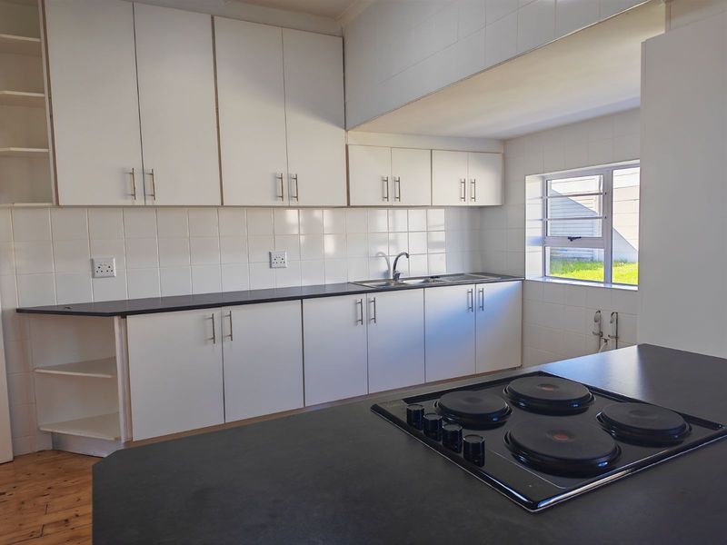 House For Sale in Fernglen - Photo 10