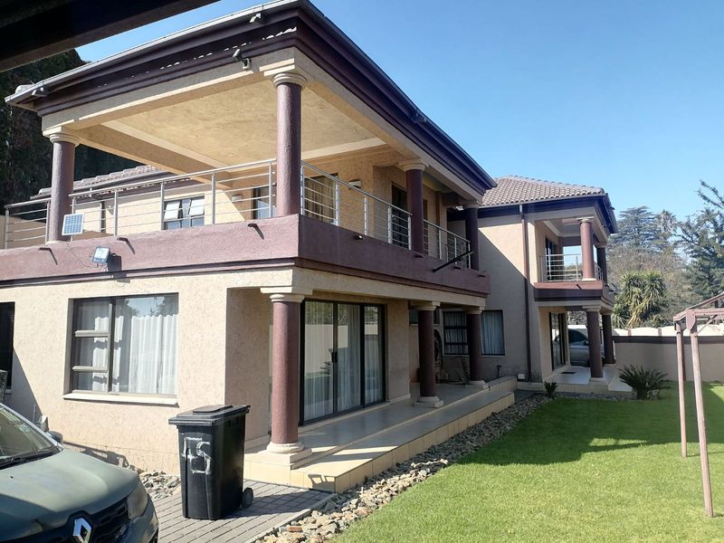 House For Sale in Edleen - Photo 2
