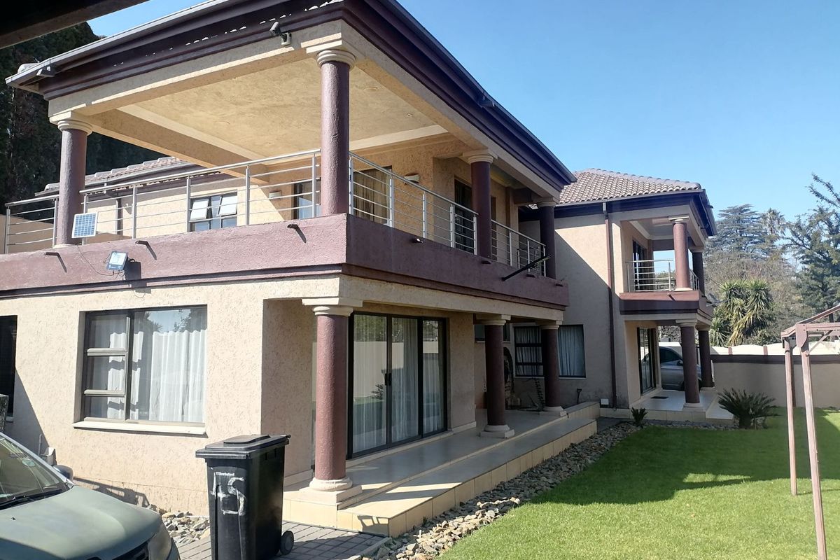 House For Sale in Edleen - Photo 2