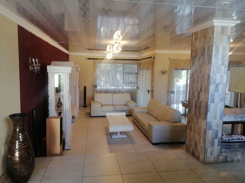 House For Sale in Edleen - Photo 9