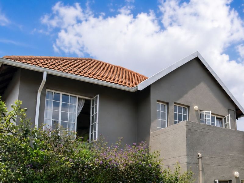 House For Sale in Radiokop - Photo 2