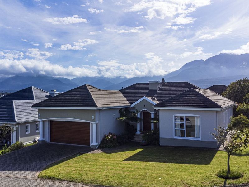 House For Sale in Kingswood Golf Estate - Photo 2