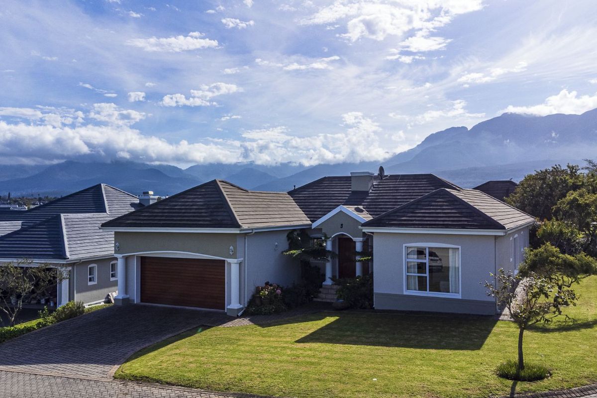 House For Sale in Kingswood Golf Estate - Photo 2