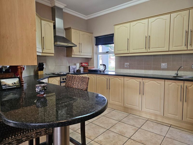House For Sale in Kingswood Golf Estate - Photo 9