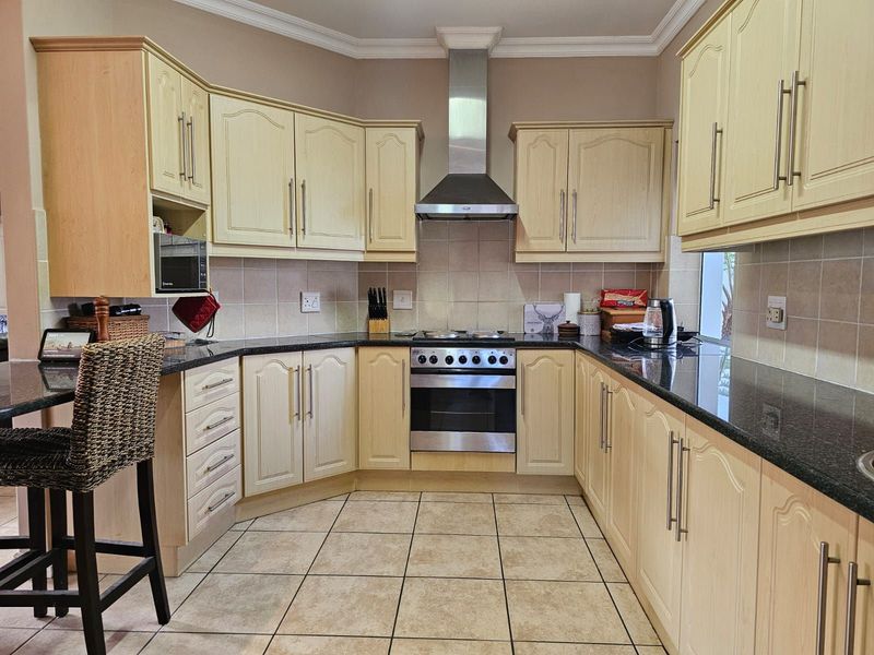 House For Sale in Kingswood Golf Estate - Photo 8