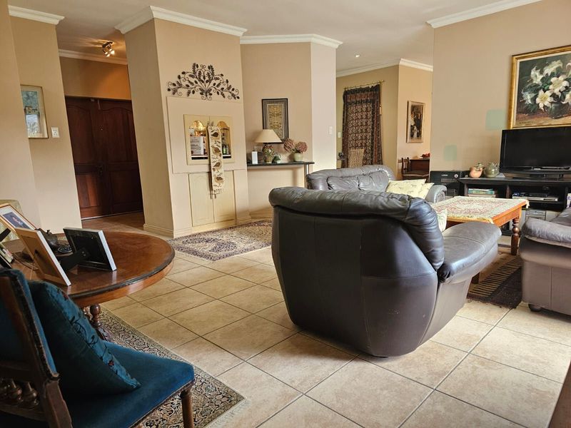 House For Sale in Kingswood Golf Estate - Photo 5