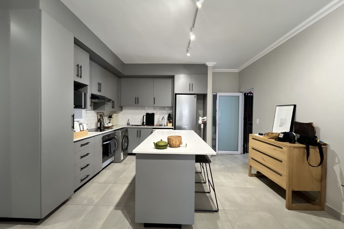 House To Rent in Brooklyn - Photo 4